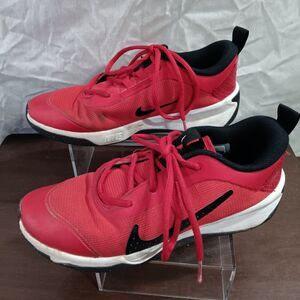 Nike Omni Multi-Court Shoes Kids  University Red/WH/Black Size 6